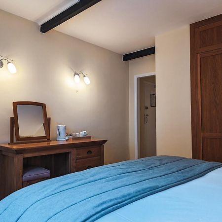 אסק Three Salmons Hotel מראה חיצוני תמונה