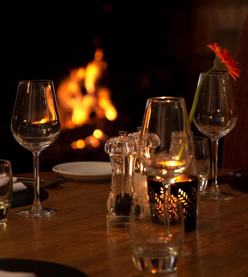 אסק Three Salmons Hotel מראה חיצוני תמונה
