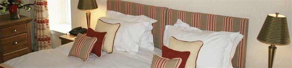 אסק Three Salmons Hotel מראה חיצוני תמונה