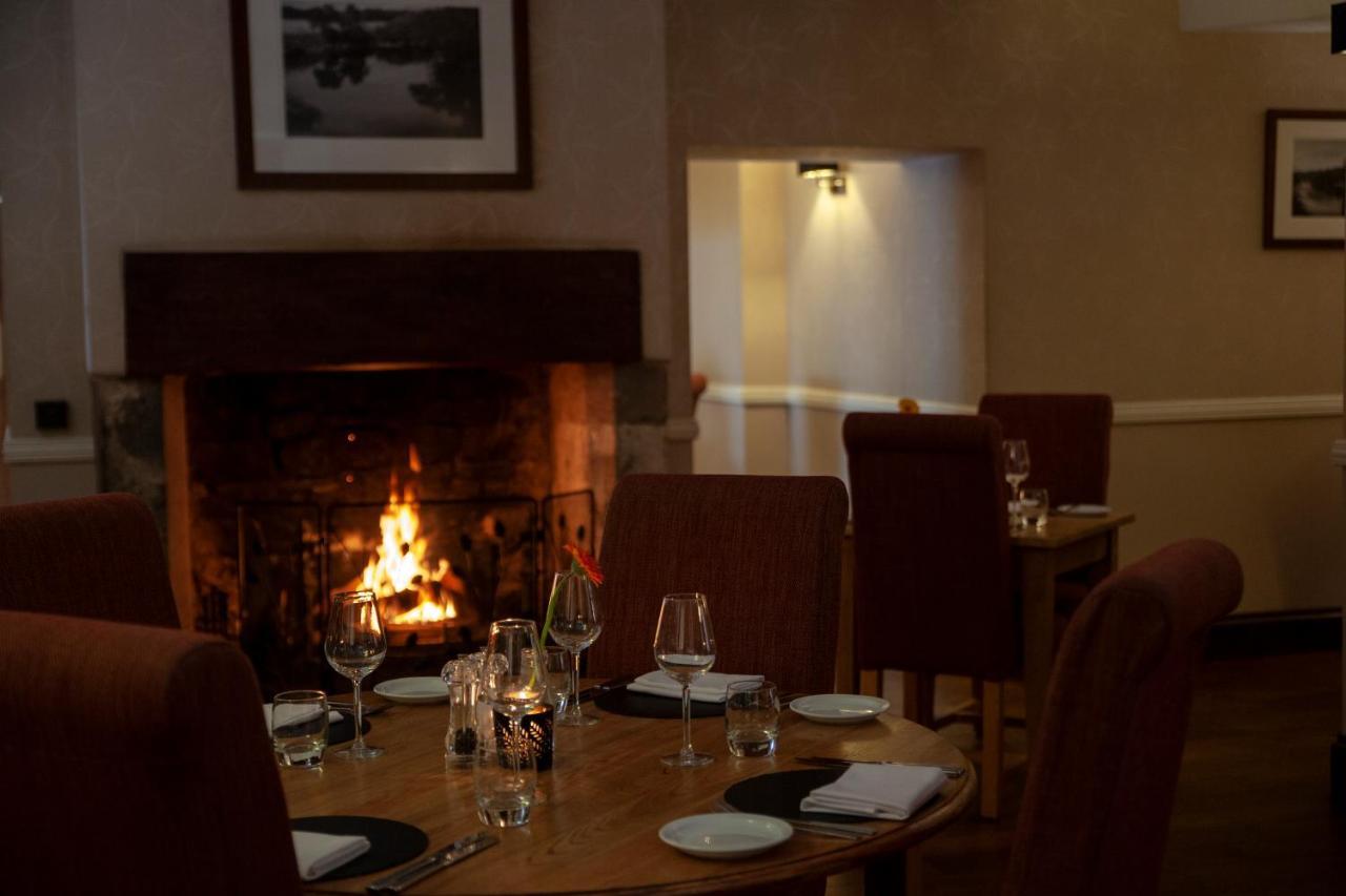 אסק Three Salmons Hotel מראה חיצוני תמונה